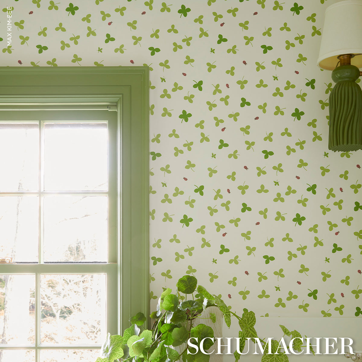 Celia Clover Ivory Botanical Wallpaper – Schumacher 5016770