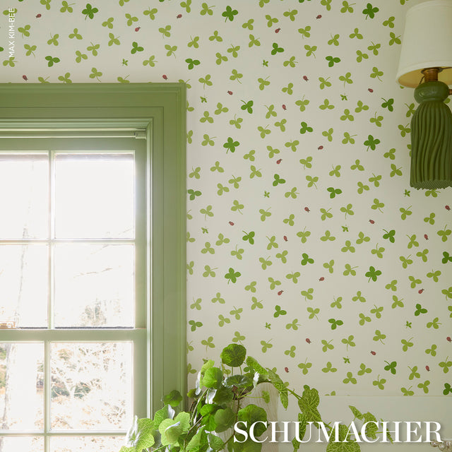Celia Clover Ivory Botanical Wallpaper – Schumacher 5016770
