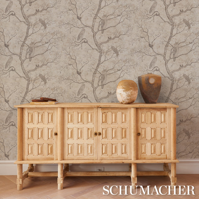 L'Attesa Nella Notte Ivory Luxe Lodge Wallpaper – Schumacher 5017091
