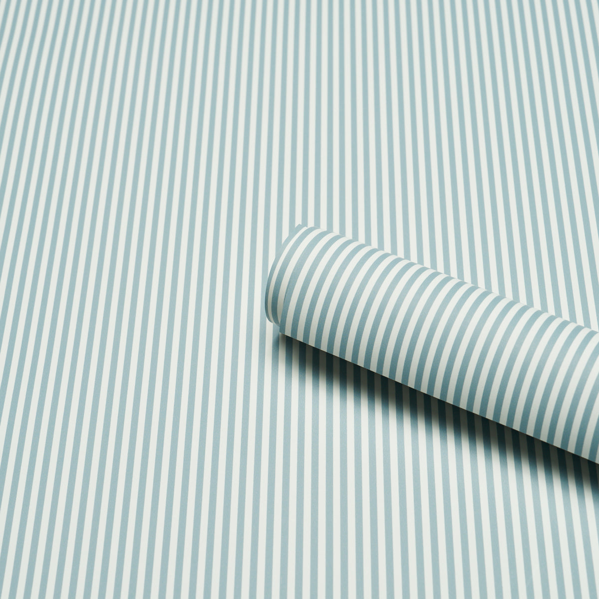 Emma Stripe Narrow Chambray by Schumacher Classic Blue and White Stripe Wallpaper – Schumacher 5017191