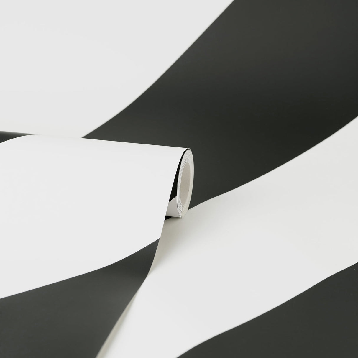 Zander Black by Fine Decor Modern Diagonal Wallpaper – Brewster Home Fashions FD43804
