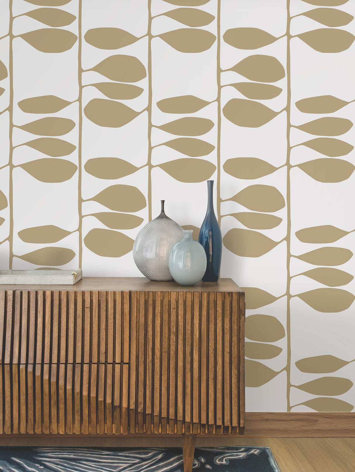 Sculpted Vines Gold by York Wallcoverings Modern Metallic Botanical Wallpaper – York Wallcoverings ZM2803