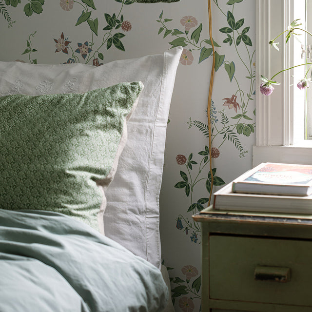 Midsummers Eve Ivory by Boråstapeter Scandinavian Floral Wallpaper – Schumacher 7680