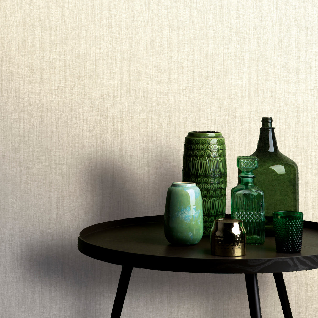 Papyrus Lux Cream by Veer Decor Abstract Non-Woven Unpasted Wallpaper – Veer Decor 8251-AA1