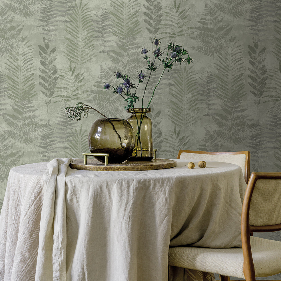 Fern Horizon Green by Veer Decor Nature Wallpaper – Veer Decor 8252-AE5