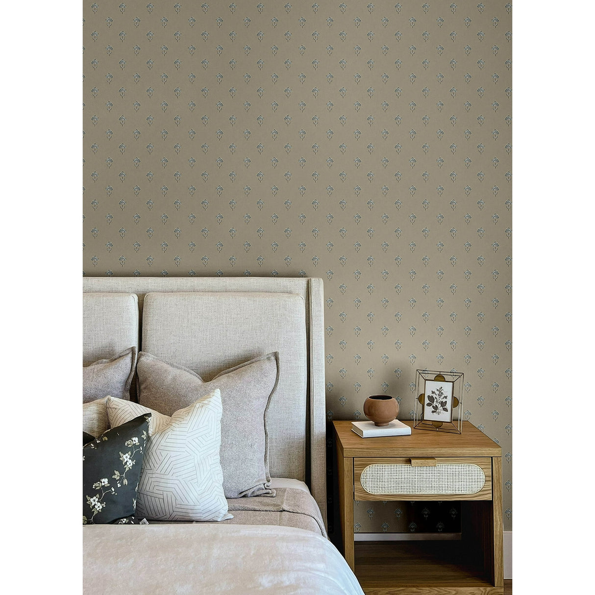 Surdiva Stone by Chesapeake Floral Fan Wallpaper – Brewster Home Fashions 4148-27460