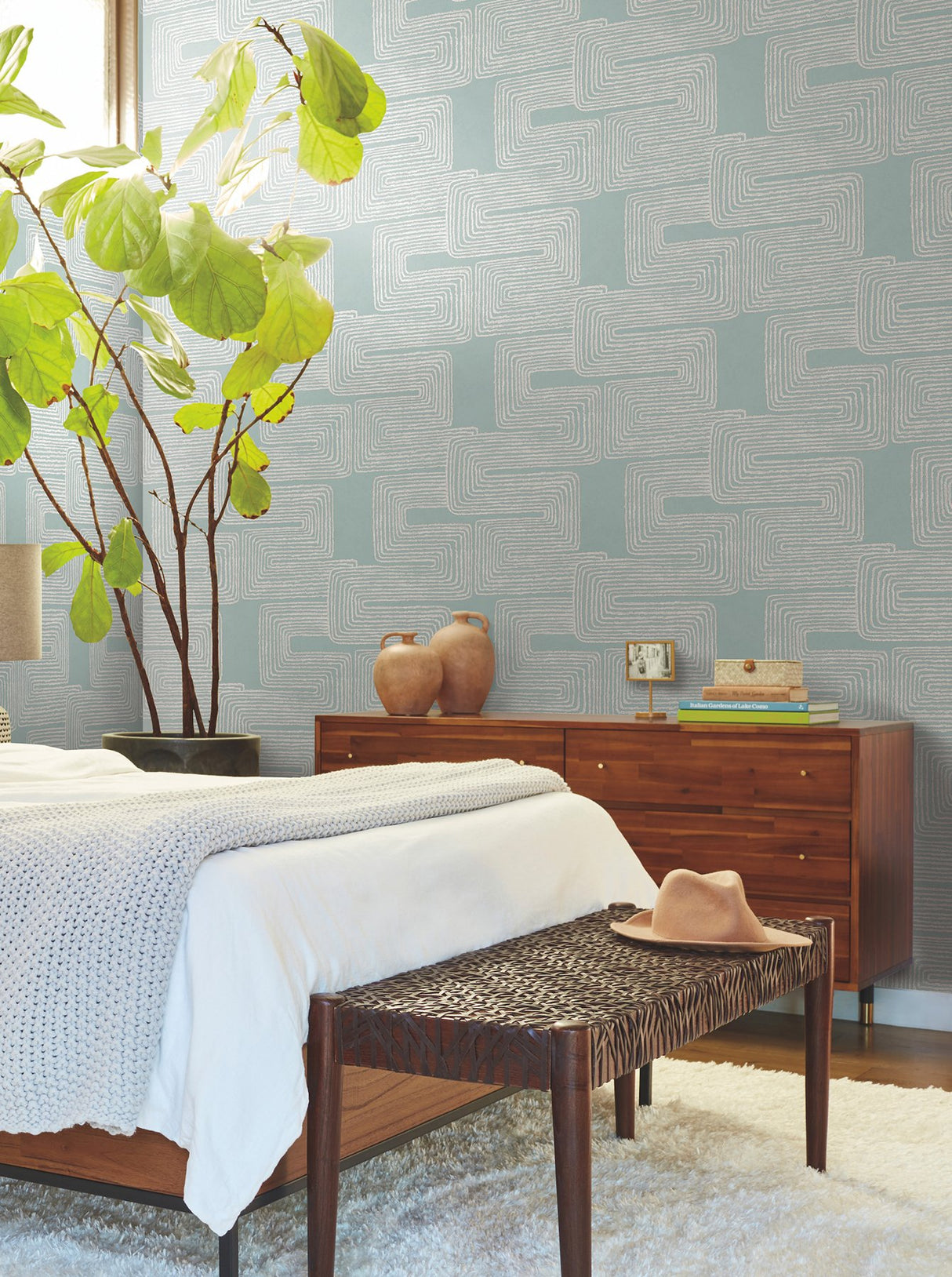 Zulu Thread Azure & Gold Wallpaper with Pearl Effect, Bohemian Pattern - York AG2034
