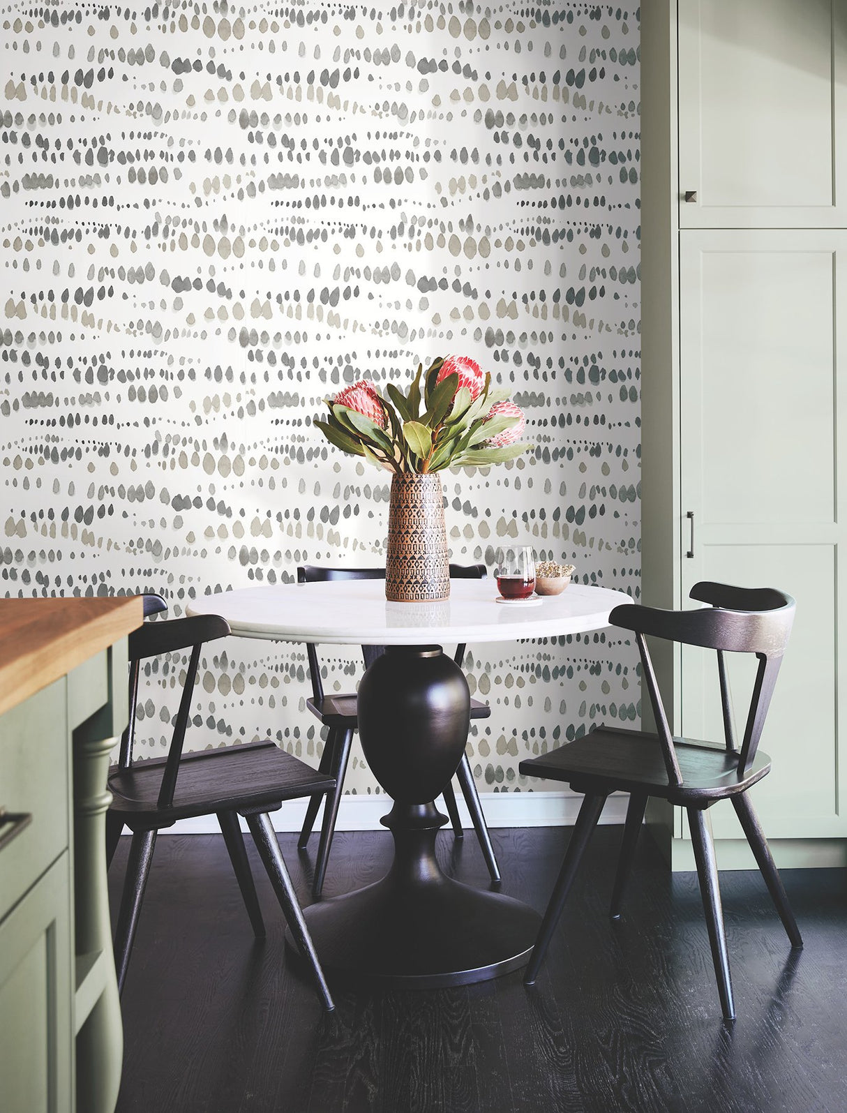 Dewdrops Black & Taupe Wallpaper with Bohemian Modern Pattern - York AG2046