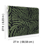 Fern Fronds Black & Green Wallpaper with Botanical Modern Pattern - York AG2061