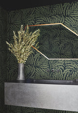 Fern Fronds Black & Green Wallpaper with Botanical Modern Pattern - York AG2061