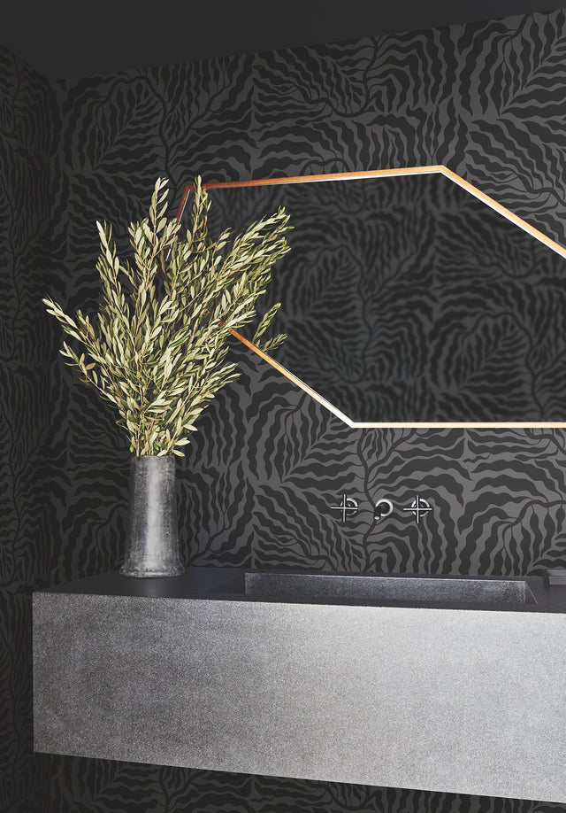 Fern Fronds Black Wallpaper with Metallic Effect - York AG2062