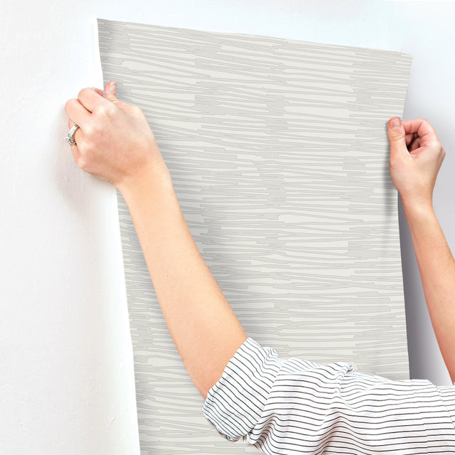 Water Reed Thatch Dove & Silver Wallpaper with Metallic Modern Bohemian Pattern - York AG2092
