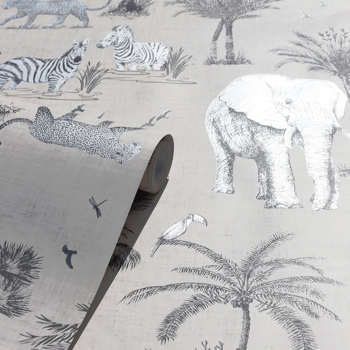 Lionel Grey by Arthouse Safari Lagoon Wallpaper – Brewster Home Fashions AH908902
