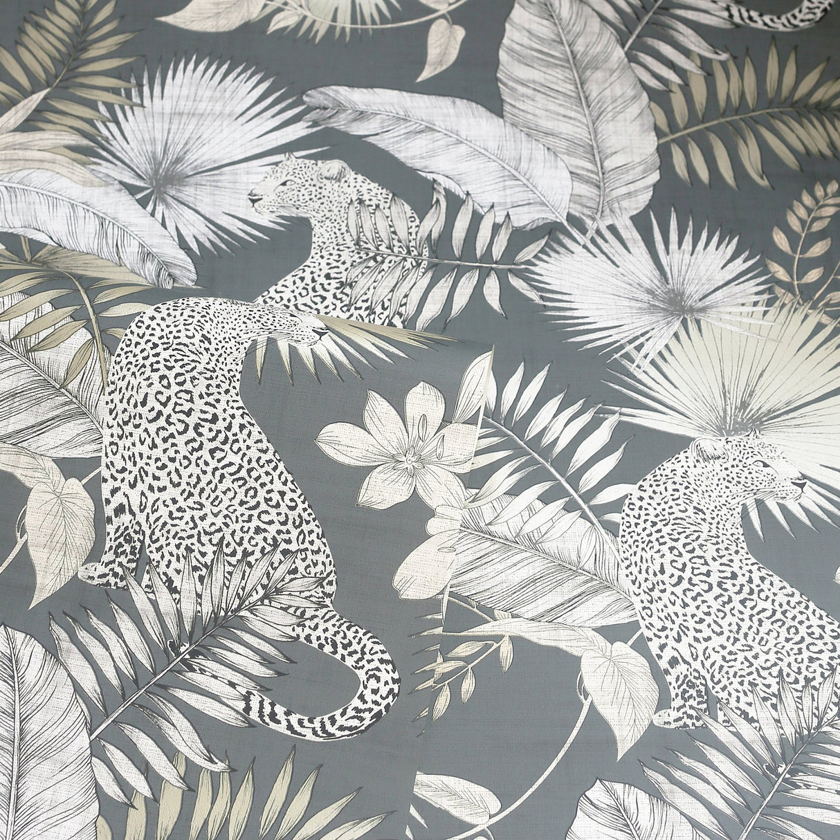 Maude Neutral by Arthouse Tropical Wallpaper – Brewster Home Fashions AH909408