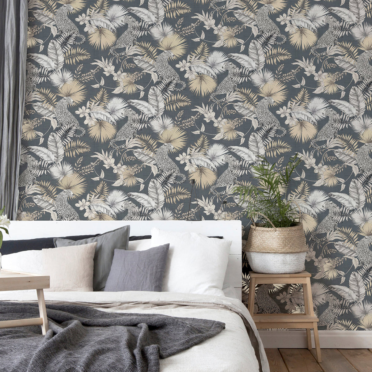 Maude Neutral by Arthouse Tropical Wallpaper – Brewster Home Fashions AH909408