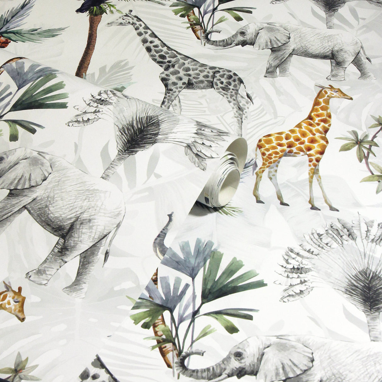 Hiram Multicolor by Arthouse Serengeti Animals Wallpaper- Brewster Home Fashions AH923709