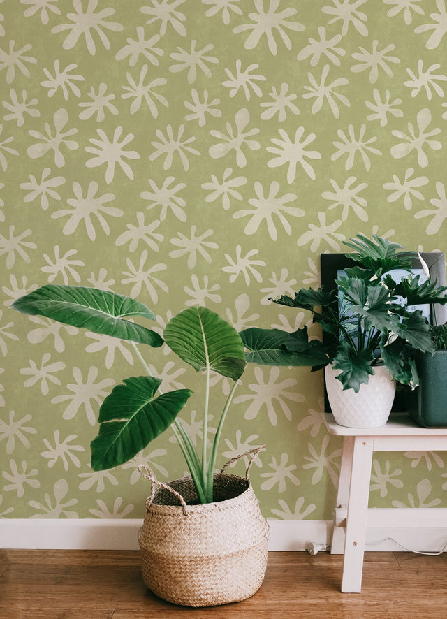 Field of Flowers Sage Peel & Stick Wallpaper with Bohemian Botanical Floral Pattern - NuWallpaper AHS4719