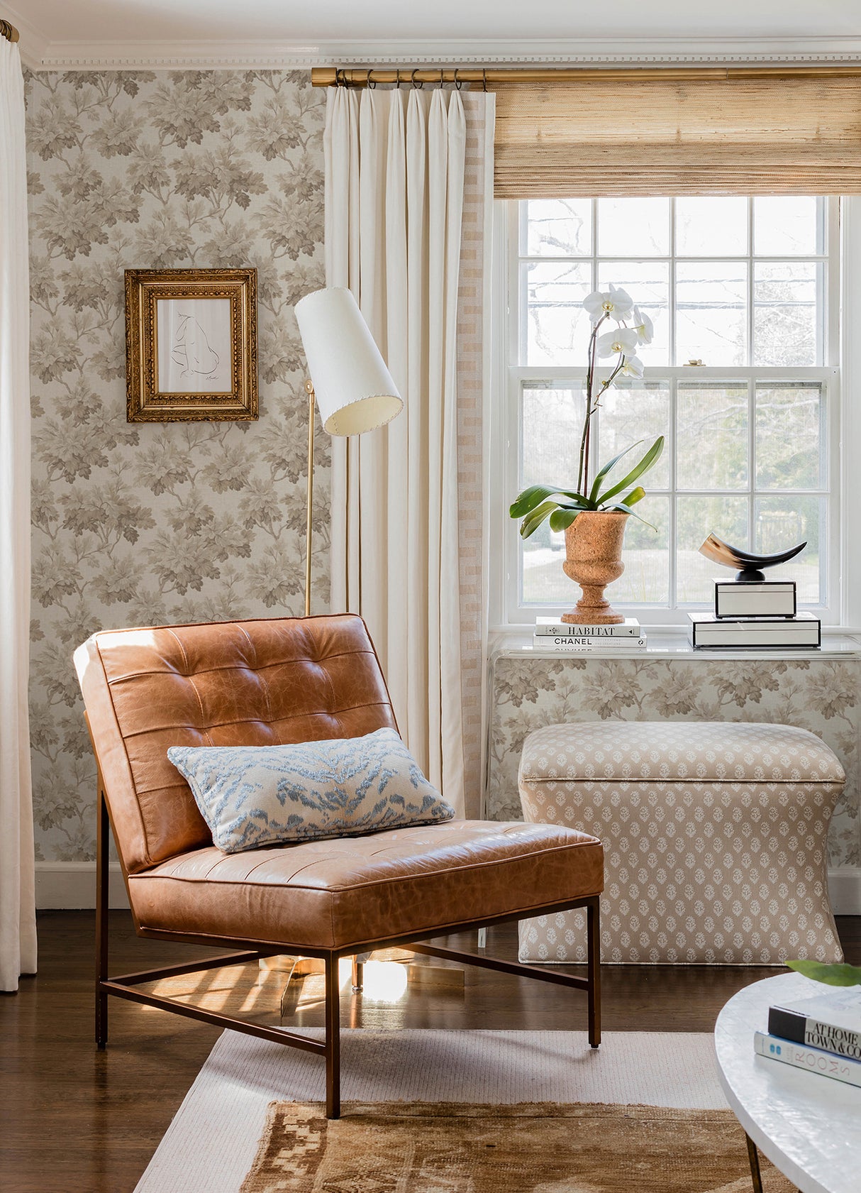 Oakcliff Taupe by Erin Gates Leaf Trail Wallpaper – A-Street Prints AST6356