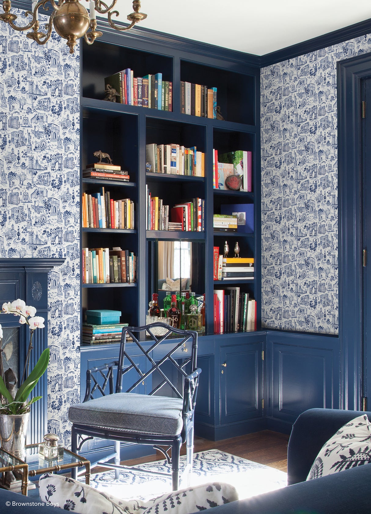 Toile de New York Navy by NuWallpaper x Brownstone Boys Traditional NYC Iconic Landmark Toile Peel and Stick Wallpaper Roll - BBS6544