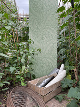 Florence Green by Belgravia Decor Leaf Botanical Wallpaper – Brewster Home Fashions BG720