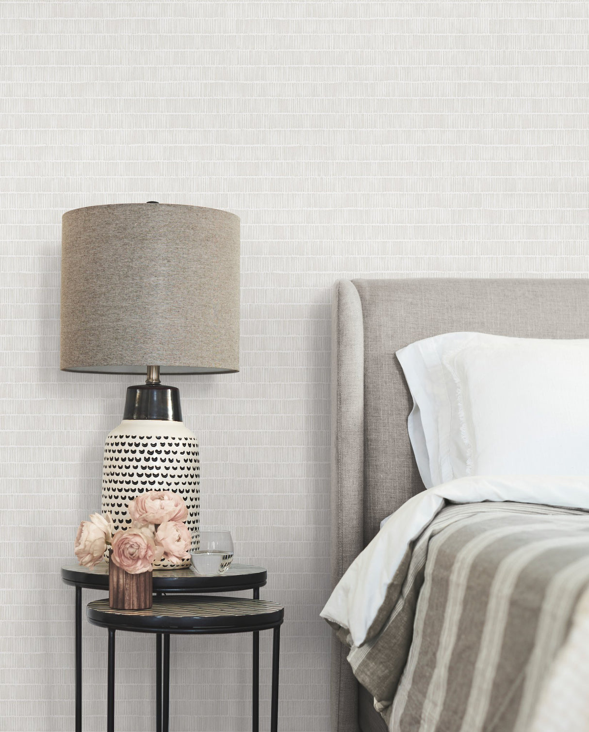 Horizontal Hash Marks White & Cream Wallpaper with Geometric Hashmark Pattern, Sure Strip Prepasted - York BW3812