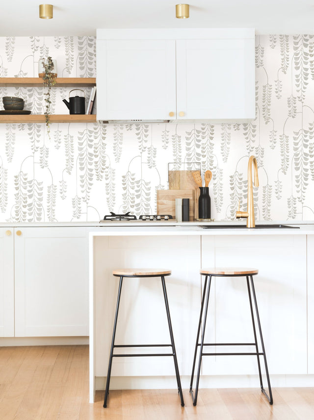 Deco Wisteria White & Cream Wallpaper with Botanical Metallic Wisteria Motif - York BW3942
