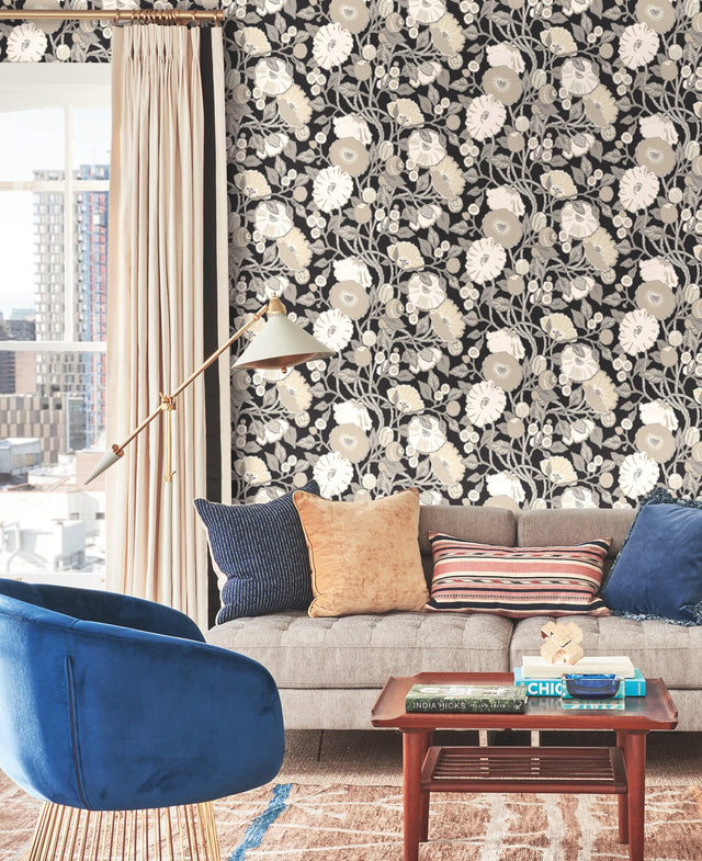 Vincent Poppies Black & Cream Wallpaper with Floral Sure Strip Pattern - York BW3981
