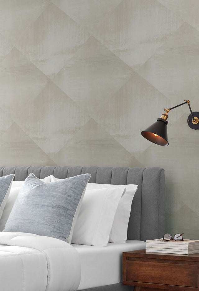 In Clay Charcoal Wallpaper with Geometric Brushstroke Diamond Pattern - York CC1211