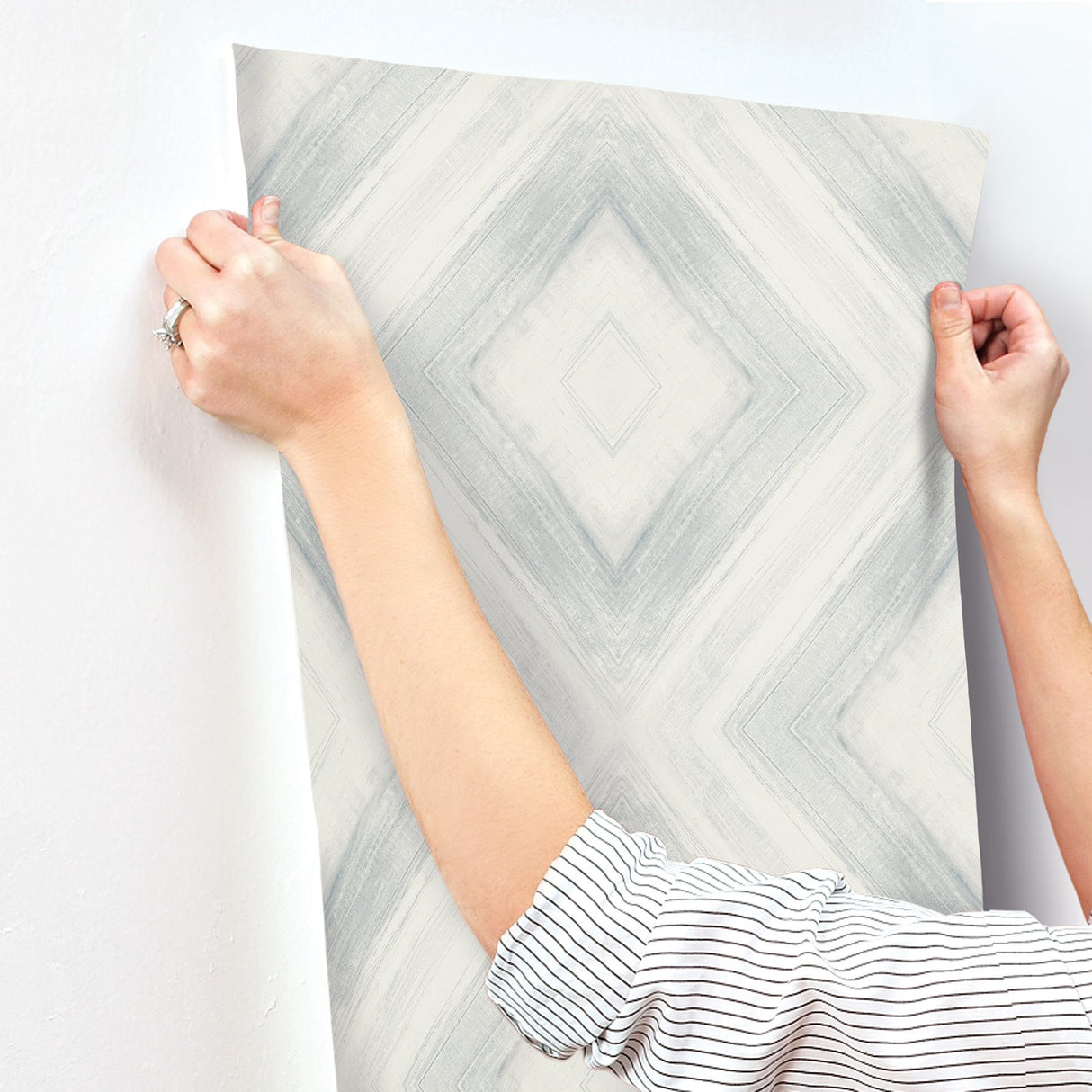 Ballad Mist Wallpaper with Geometric Diamond Watercolor Motif - York CC1244