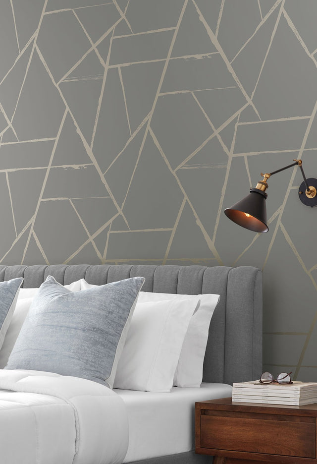 Intersect Grey Metallic Wallpaper with Geometric Metallic Abstract Pattern - York CC1292