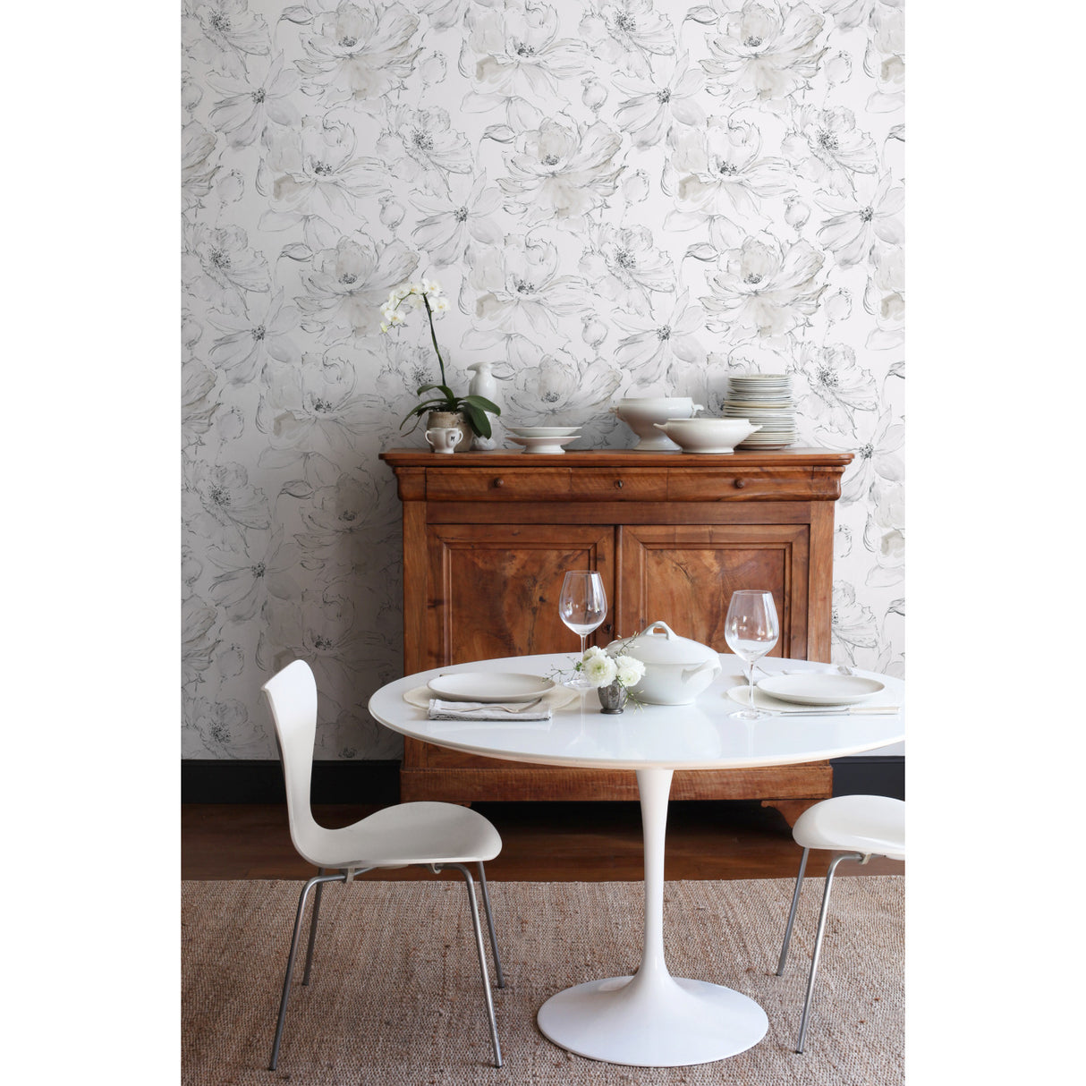 Floral Dreams Grey by York Wallcoverings Large Scale Sketched Botanical Floral Unpasted Heavy Weight Paper Wallpaper - York Wallcoverings CL2520
