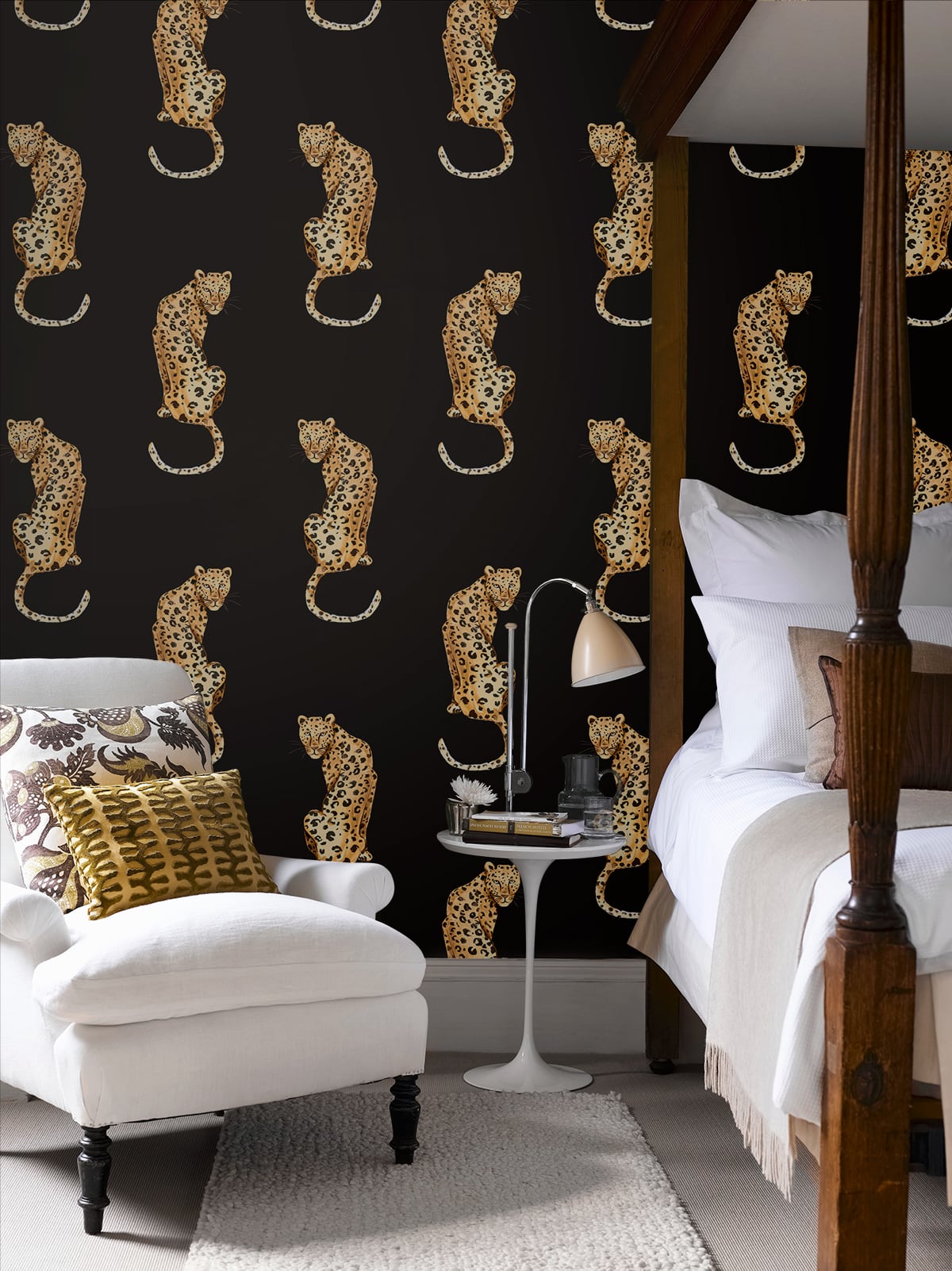 Leopard King Black by Daisy Bennett Peel and Stick Leopard Animal Print Wallpaper – Daisy Bennett Designs DB20200-Sample