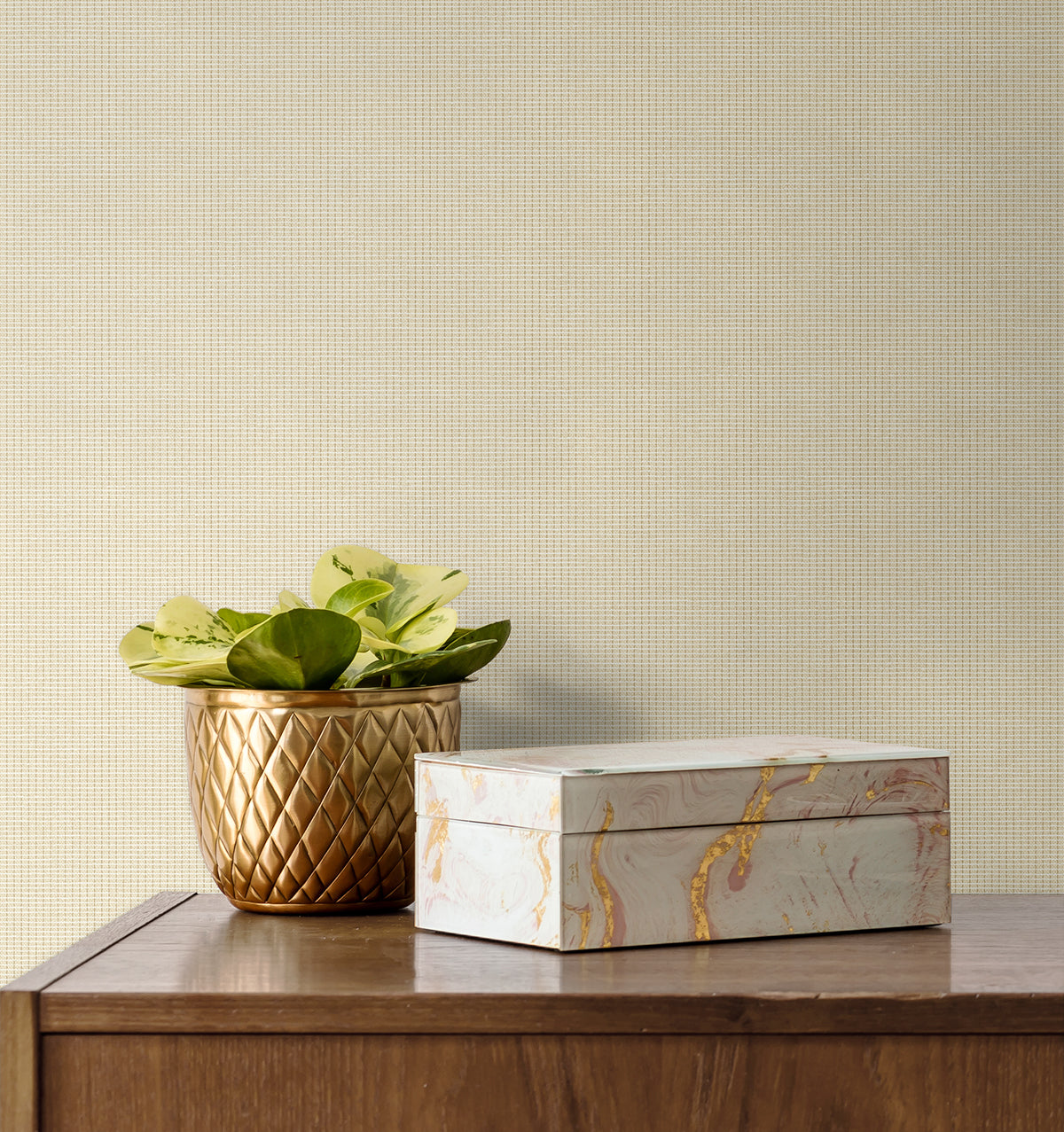 Queens Weave Warm Beige by Deco 2 Textured Weave Wallpaper – Collins & Company DC61005