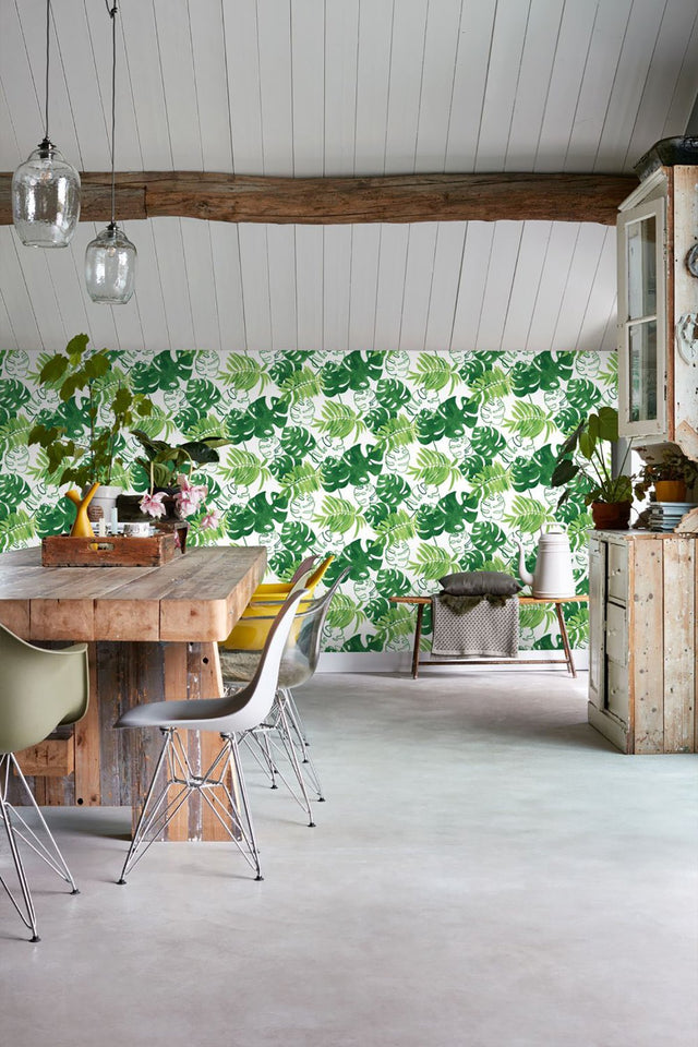 Patti Green Leaves Wallpaper