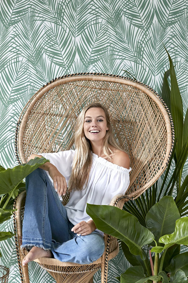 Fifi Green Palm Frond Wallpaper