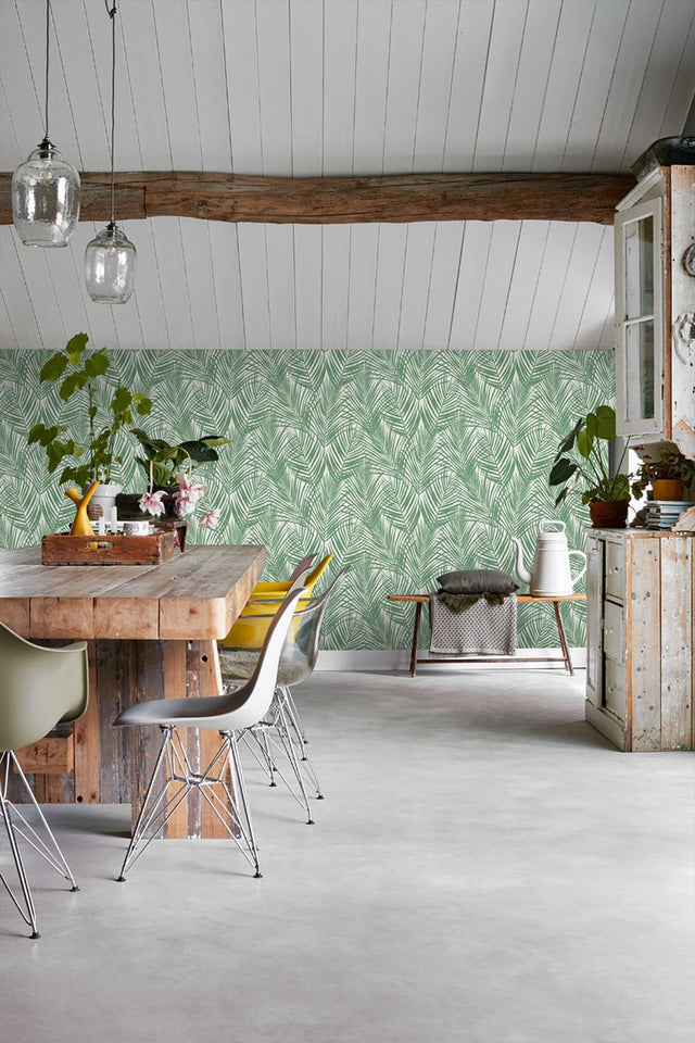 Fifi Green Palm Frond Wallpaper