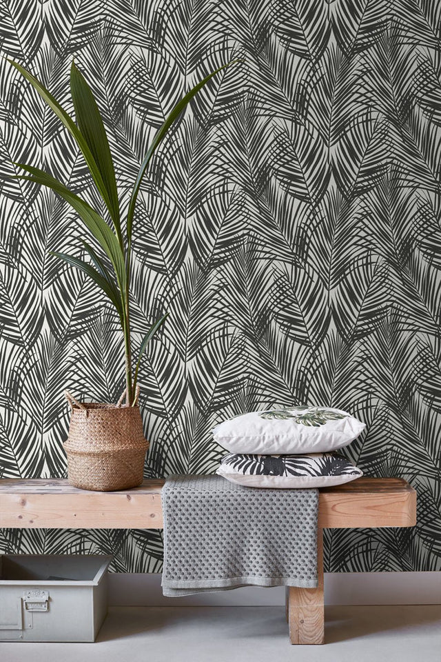 Fifi Black Palm Frond Wallpaper