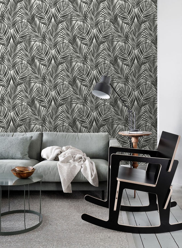 Fifi Black Palm Frond Wallpaper