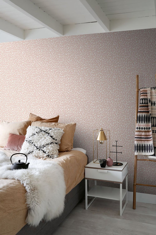Cicely Pink Leopard Skin Wallpaper