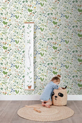 Fiore Green Wildflowers Wallpaper with Botanical Scandinavian Pattern - ESTA Home DD139390