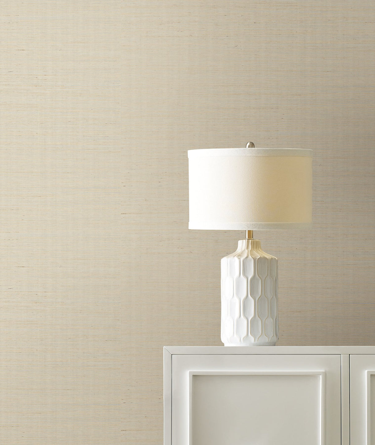 Maguey Sisal Silver Grasscloth Wallpaper with Metallic Effect - York DE8995NWFD