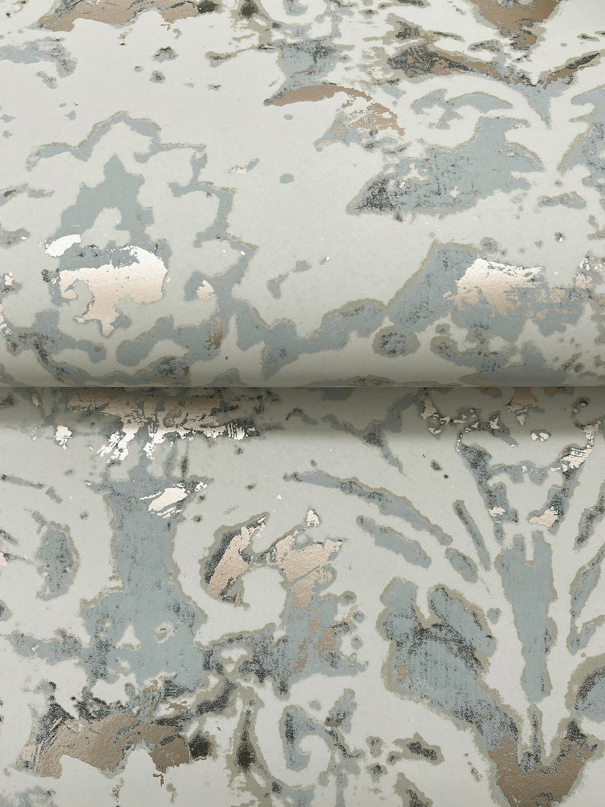 Velvet Crush Damask Taupe & Gold by Candice Olson Wallpaper – York Designer Series DF3331