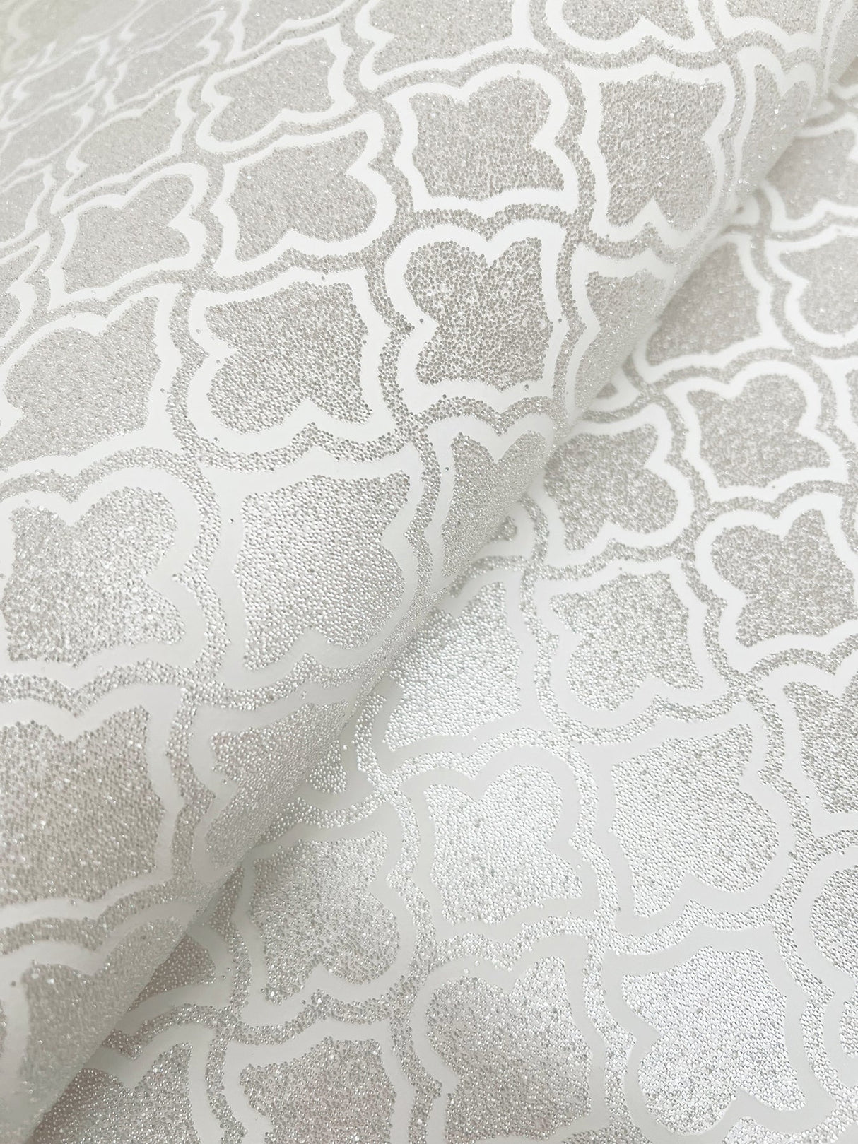 Uptown Glam White by Candice Olson Glass Bead Damask Wallpaper – York Designer Series DF3339
