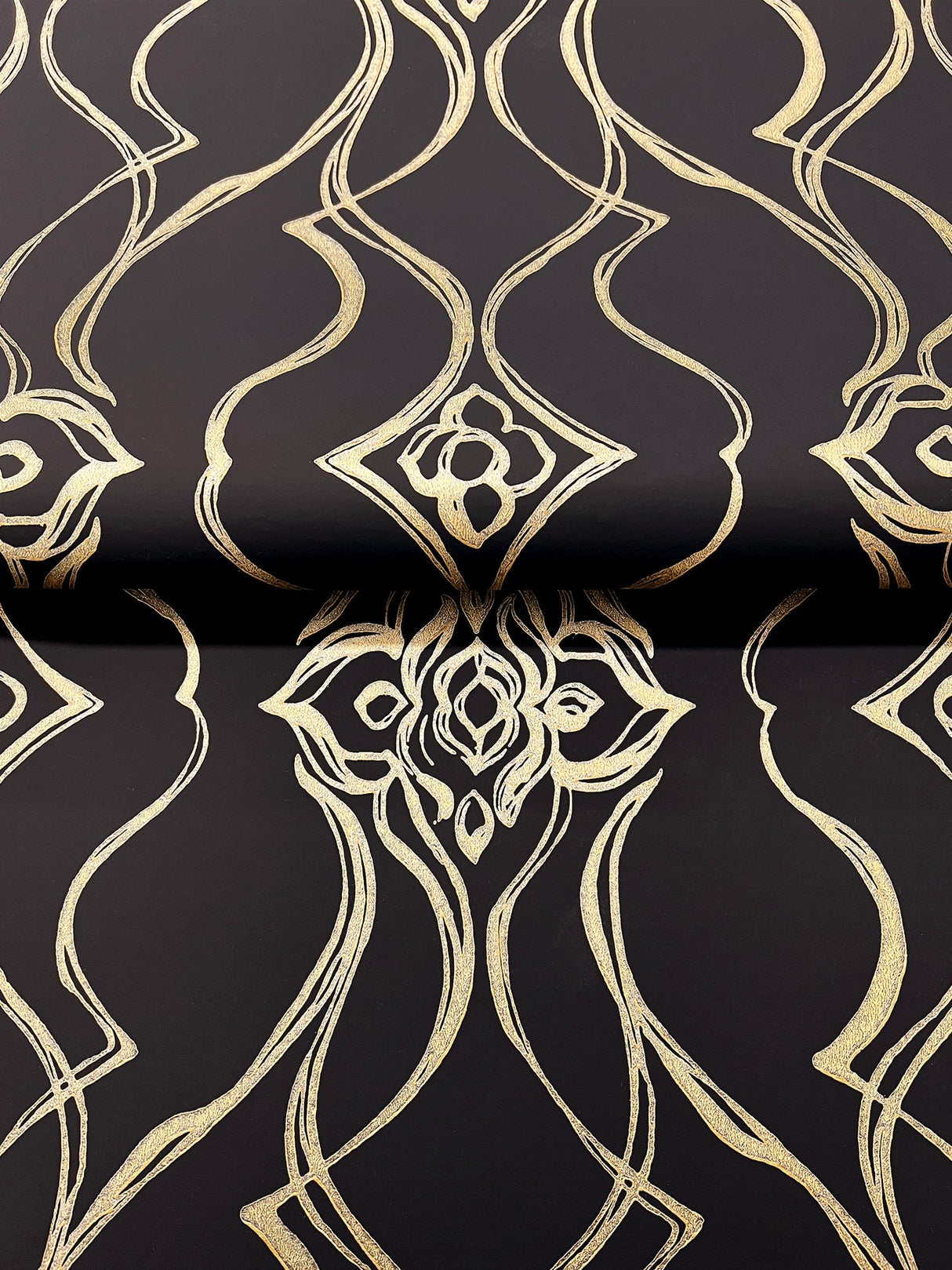 Pirouette Black & Gold by Candice Olson Damask Wallpaper – York Designer Series DF3371