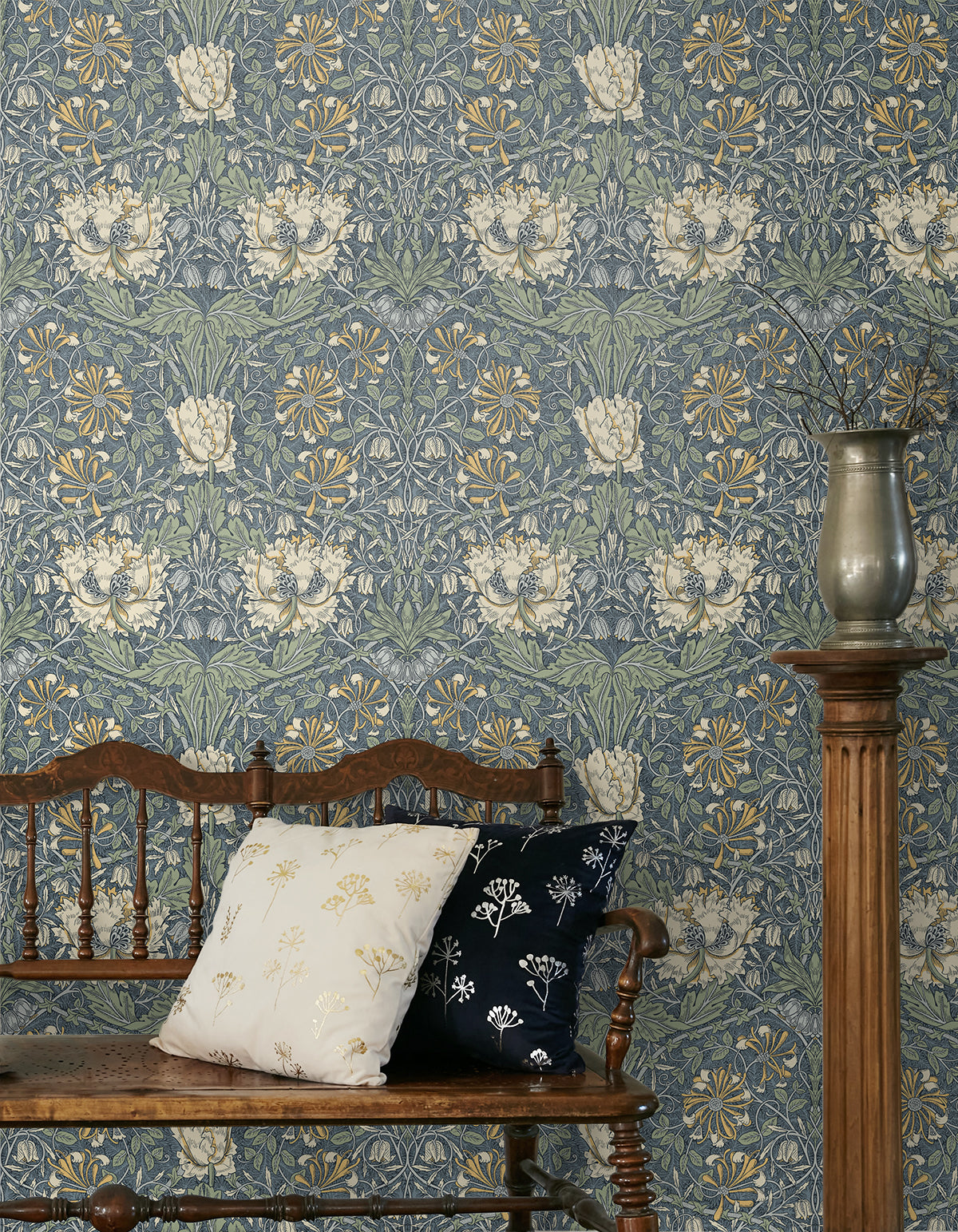 Ogee Flora Blue Lake & French Vanilla by Legacy Prints Floral Wallpaper – Etten Studios ET12602