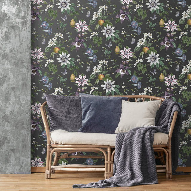 Sierra Black Floral Wallpaper with Botanical Flowers Modern Pattern - Fine Decor FD43060