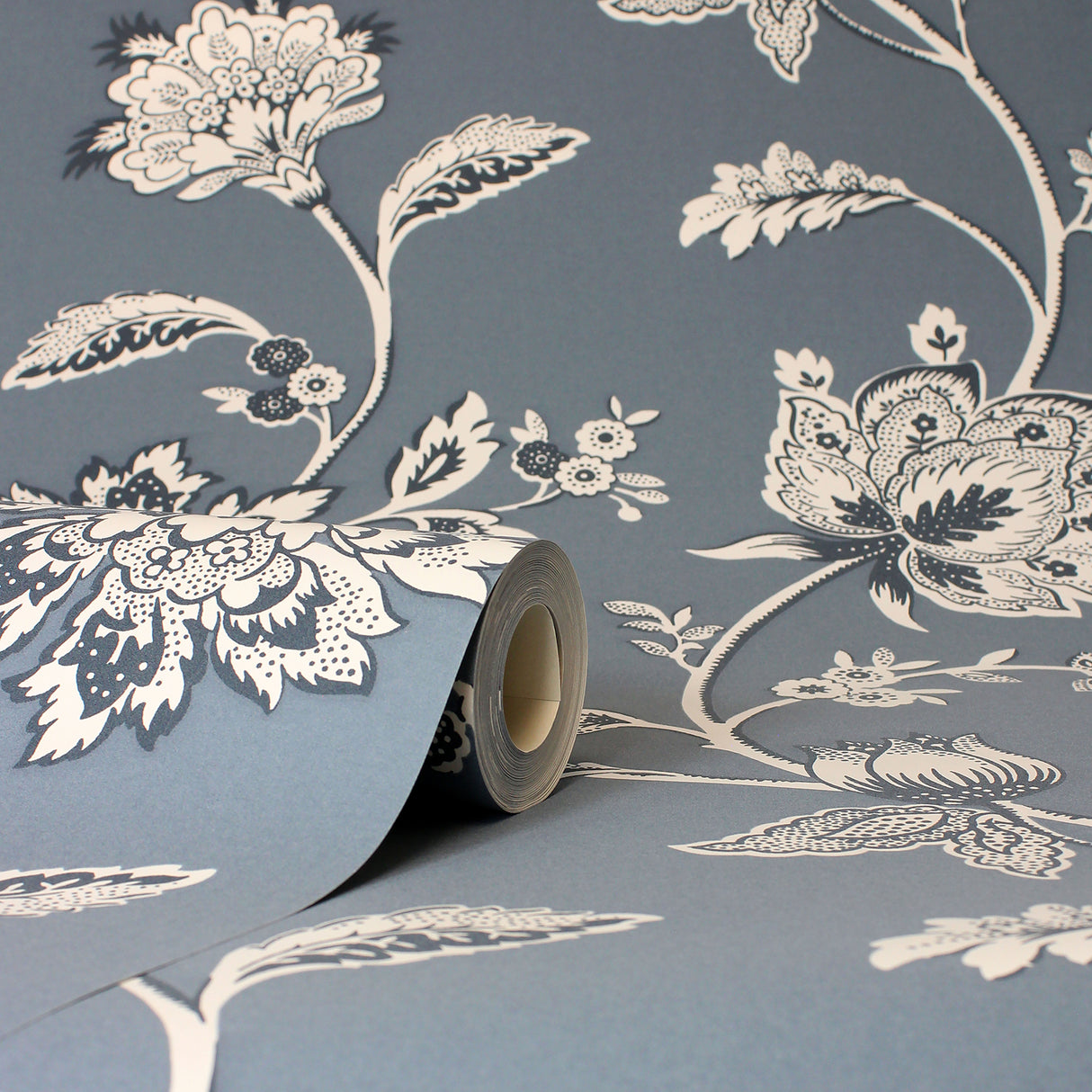 Juliette Blue by Fine Decor Jacobean Wallpaper – Brewster FD43453