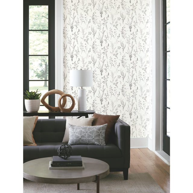 Wildflower Sprigs Black & White Wallpaper with Bohemian Floral Pattern - York FH4026