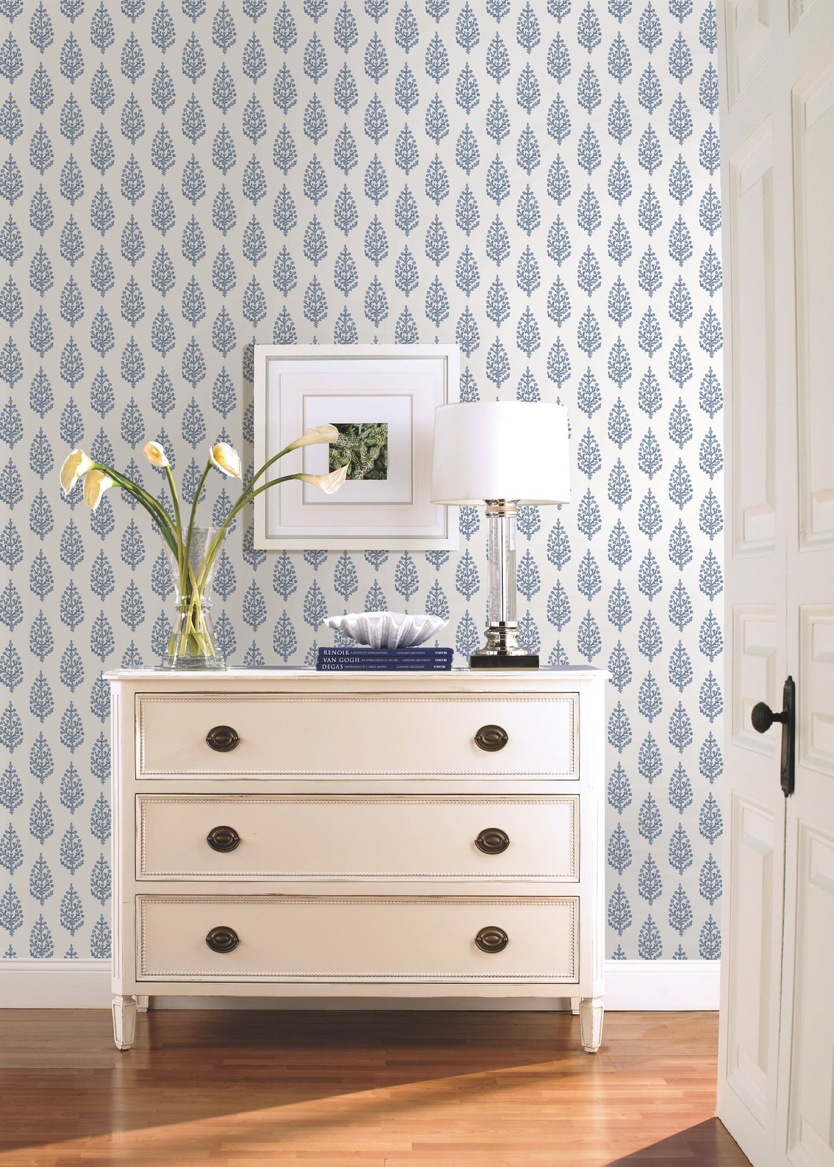 Paisley on Calico Blue Wallpaper with Botanical Paisley Motif - York FH4068