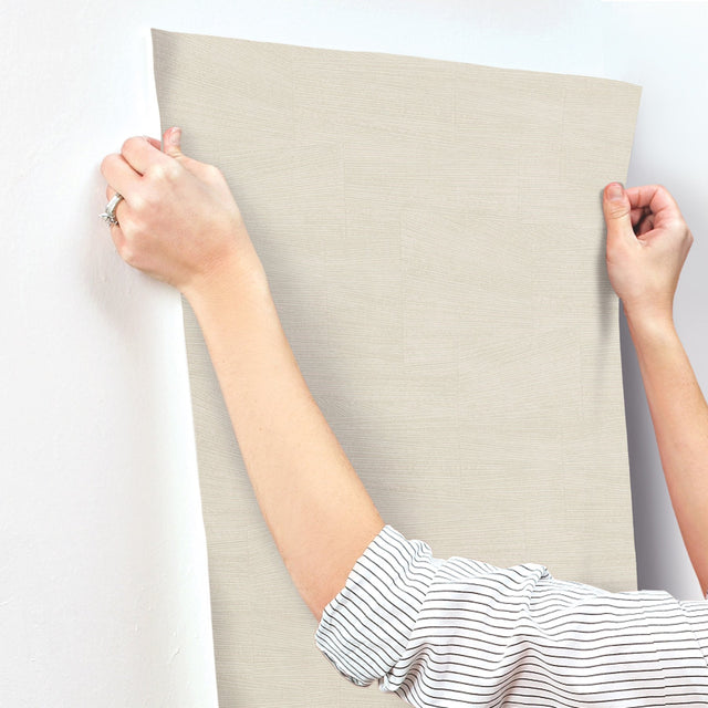 Higher Ground Geo Straw Wallpaper with Modern Geometric Linework - York FM1034
